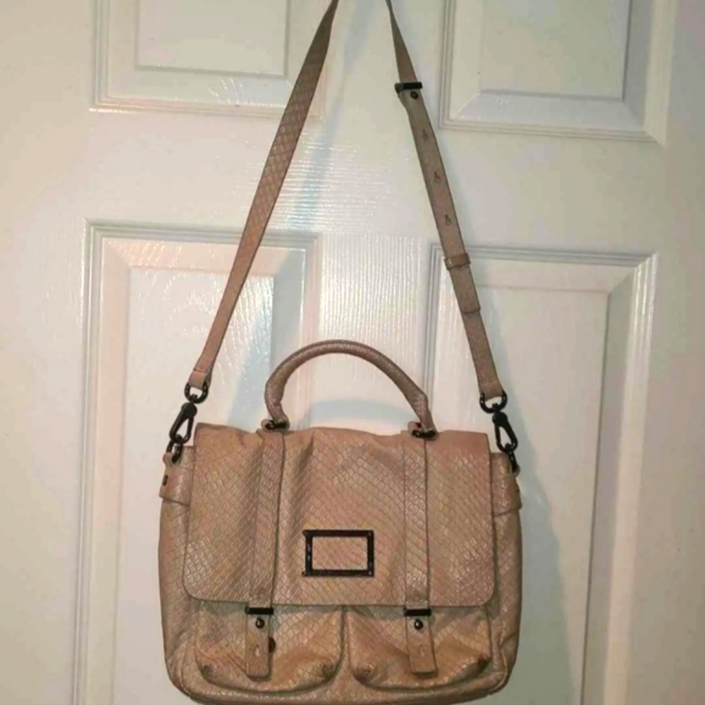 Marc Jacobs Chic Beige Textured Handbag Crossbody